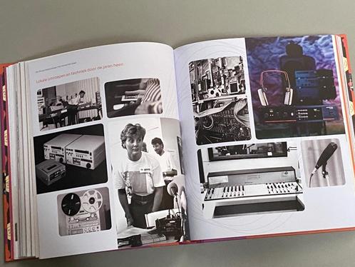 50 jaar lokale omroep Het verhaal van lokaal (nieuw 2024), Audio, Tv en Foto, Radio's, Nieuw, Radio, Ophalen of Verzenden