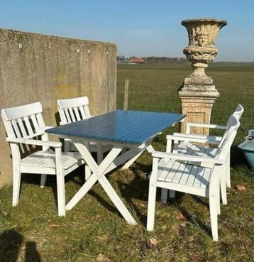Tuinset beschikbaar voor biedingen