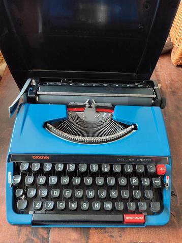 Brother Deluxe typemachine  beschikbaar voor biedingen