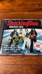 Shocking Blue cd greatest hits incl love buzz gesigneerd, Ophalen of Verzenden, 1980 tot 2000, Gebruikt