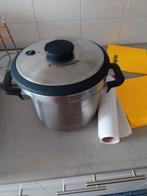 Snelkookpan pan koekoet ☘️, Huis en Inrichting, Keuken | Potten en Pannen, Ophalen of Verzenden, Zo goed als nieuw, Rvs, Kookpan of Snelkookpan