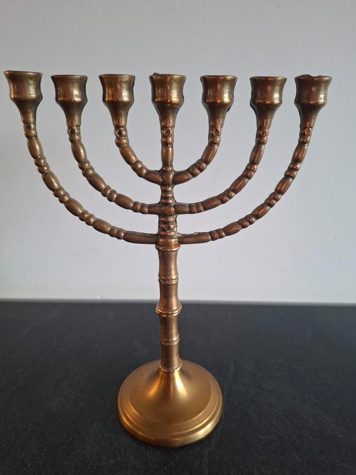 Mooie Menora - Goede Staat, Antiek en Kunst, Antiek | Kandelaars, Koper of Brons, Ophalen of Verzenden