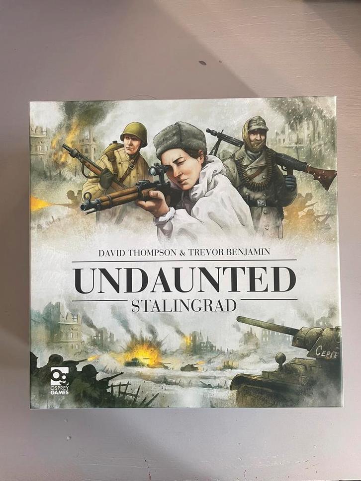 Undaunted Stalingrad (nooit gespeeld), Hobby en Vrije tijd, Gezelschapsspellen | Bordspellen, Nieuw, Een of twee spelers, Ophalen of Verzenden
