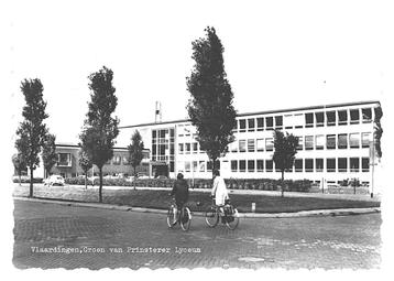 982387 Vlaardingen ZH 1966 groen van Prinsteren Lyceum niet beschikbaar voor biedingen