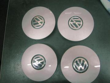 VW   WIELDOPPEN of DEKSELS beschikbaar voor biedingen