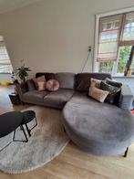 Grijze hoekbank met comfortabele ronde zitting, Huis en Inrichting, Banken | Bankstellen, Ophalen, 250 tot 300 cm, 100 tot 125 cm