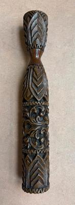 Fraai bewerkte houten kandelaar, Azië, Ophalen of Verzenden