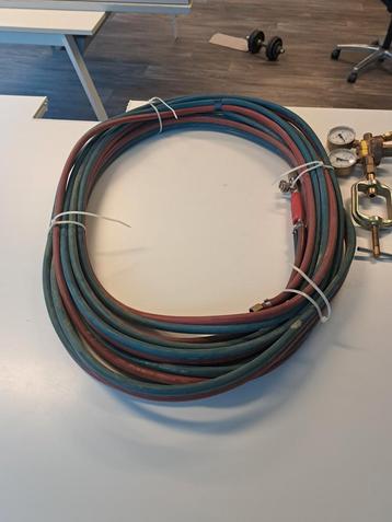 Complete nieuwe gas en zuurstof set  beschikbaar voor biedingen