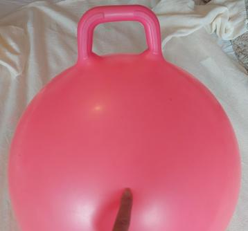 Roze Skippybal  beschikbaar voor biedingen