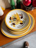 Servies Pontesa made in Spain, Antiek en Kunst, Ophalen