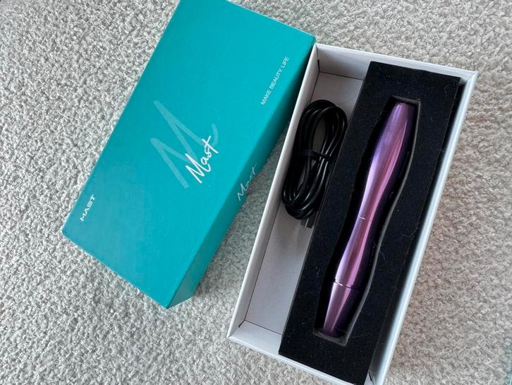 Mast tattoo / PMU machine – nieuw in doos (professioneel), Sieraden, Tassen en Uiterlijk, Uiterlijk | Cosmetica en Make-up, Zo goed als nieuw