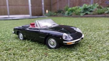 Minichamps Alfa Romeo 2000 spider beschikbaar voor biedingen