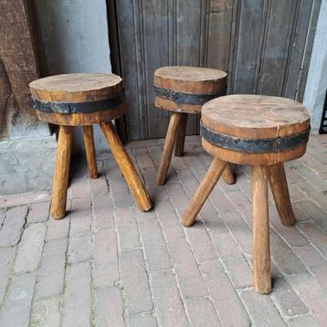 Oud brocante Frans houten hakblokje hakblok krukje *Etage3*