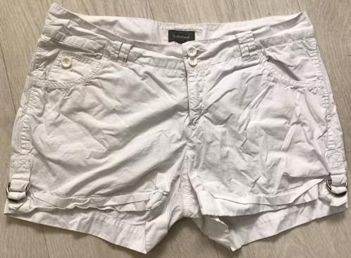 Witte korte broek maat 40 Sutherland, Kleding | Dames, Spijkerbroeken en Jeans, Zo goed als nieuw, W30 - W32 (confectie 38/40)