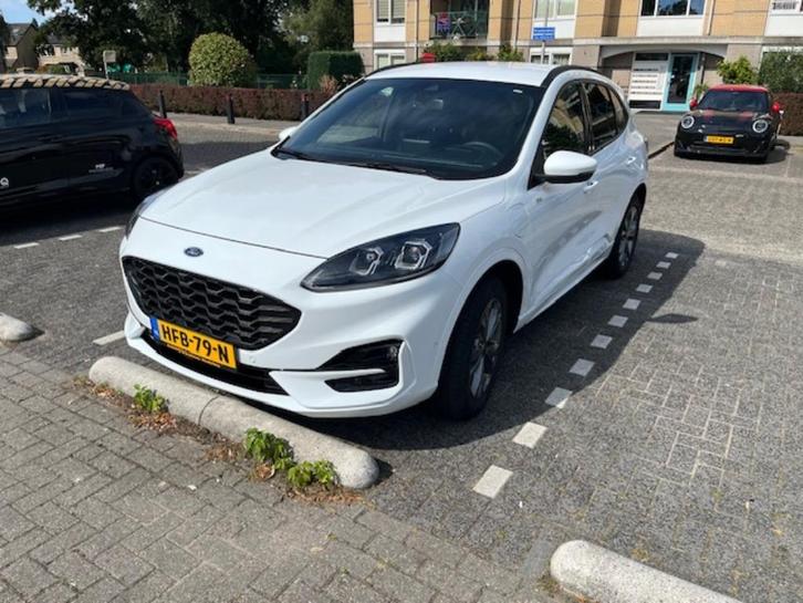 Ford Kuga 2.5 Phev E-cvt 225pk 2023 Wit, Auto's, Ford, Particulier, Kuga, ABS, Achteruitrijcamera, Adaptieve lichten, Adaptive Cruise Control