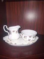 Royal Albert Melk en Suiker Set, Huis en Inrichting, Keuken | Servies, Gebruikt, Ophalen of Verzenden, Overige stijlen, Kop(pen) en/of Schotel(s)