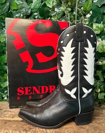 Nieuwe prachtige laarzen van Sendra maat 40 beschikbaar voor biedingen