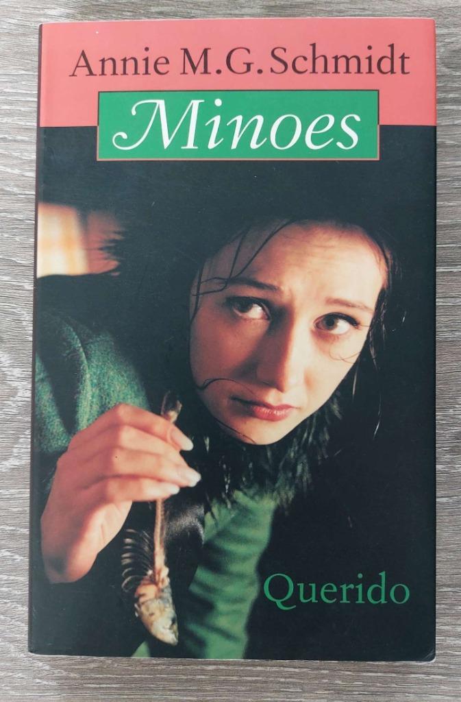 Annie M.G. Schmidt - Minoes, Boeken, Kinderboeken | Jeugd | 10 tot 12 jaar, Zo goed als nieuw, Ophalen of Verzenden