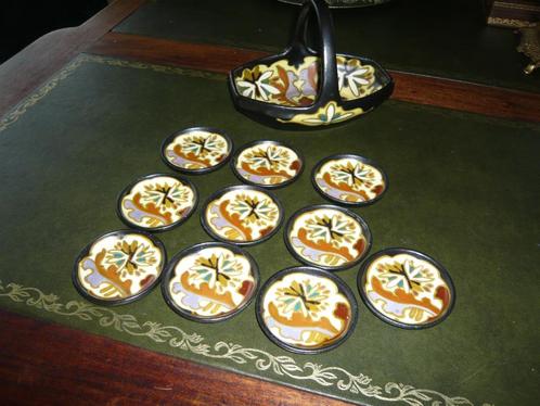 Arnhems plateel pindastel petit four bonbonniere 11 delig, Antiek en Kunst, Curiosa en Brocante, Ophalen of Verzenden