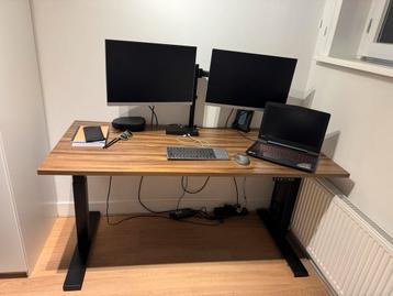 Verstelbaar Bureau - Ergonomisch - 160 cm beschikbaar voor biedingen
