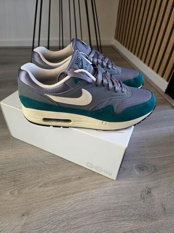 Nike Air Max 1 ID - 44.5 - Zo goed als nieuw! beschikbaar voor biedingen