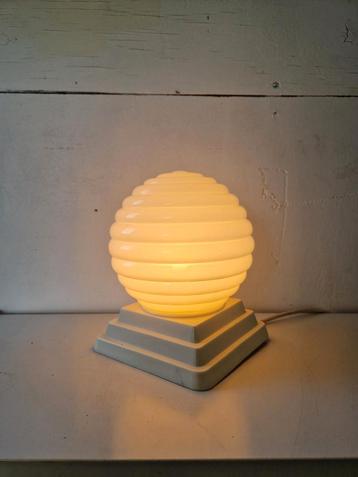 Art deco niko plafondlamp.  beschikbaar voor biedingen