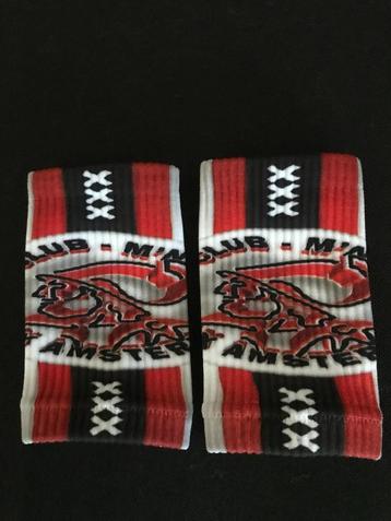 Uiterst comfortabele AJAX Fan Polsbanden € 13,95 p/set beschikbaar voor biedingen