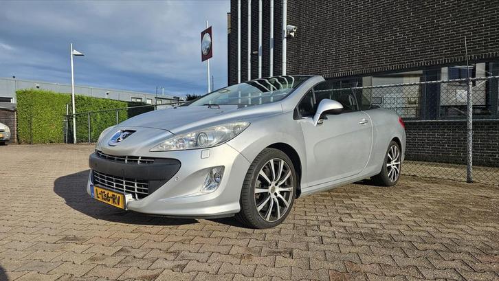 Peugeot 308 Cabrio Automaat/ Volledig Leer/ Navi/ Stoelverw., Auto's, Peugeot, Particulier, ABS, Airbags, Airconditioning, Alarm