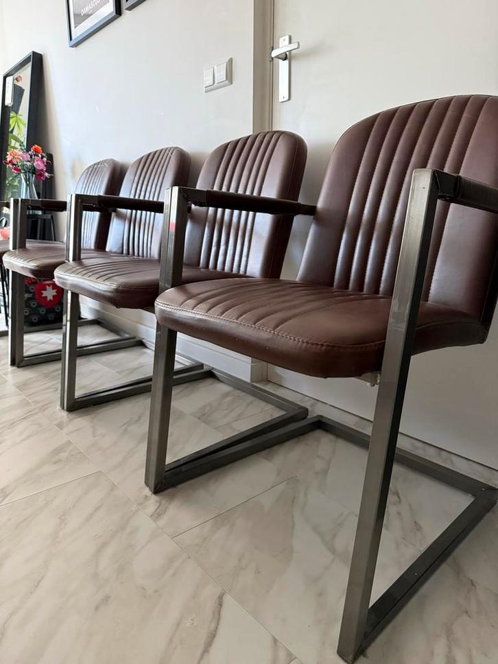 Bruine leren eetkamerstoelen, Huis en Inrichting, Stoelen, Gebruikt, Vier, Leer, Bruin, Ophalen
