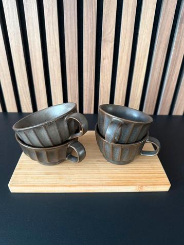 Cappuccino / espresso kopjes / Inku Serax 4 stuks beschikbaar voor biedingen