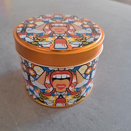 Bekers en blikje van Studio Job, design, Hema, Huis en Inrichting, Keuken | Servies, Gebruikt, Kop(pen) en/of Schotel(s), Overige stijlen