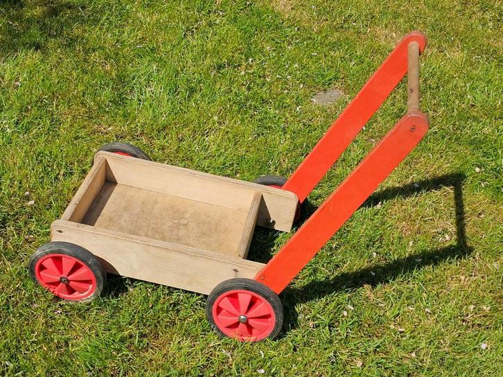 KINDERWAGENTJE VAN HOUT, Kinderen en Baby's, Speelgoed | Buiten | Skelters, Gebruikt, Overige merken, Ophalen of Verzenden
