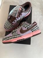 Nike Dunk Low - Harris Tweed Purple (40), Kleding | Dames, Overige kleuren, Nike, Nieuw, Ophalen of Verzenden