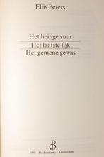 Ellis Peters - Drie middeleeuwse detectives (1993), Boeken, Detectives, Verzenden, Gelezen