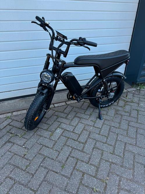 Ouxi V8 pro met achtervering , ingebouwde alarm , garantie, Fietsen en Brommers, Fietsen | Jongens, Zo goed als nieuw, 20 inch
