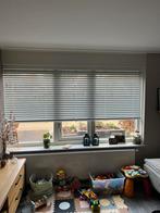Luxaflex wit/grijs. Zeer goede kwaliteit, Huis en Inrichting, Stoffering | Gordijnen en Lamellen, 200 cm of meer, 150 tot 200 cm