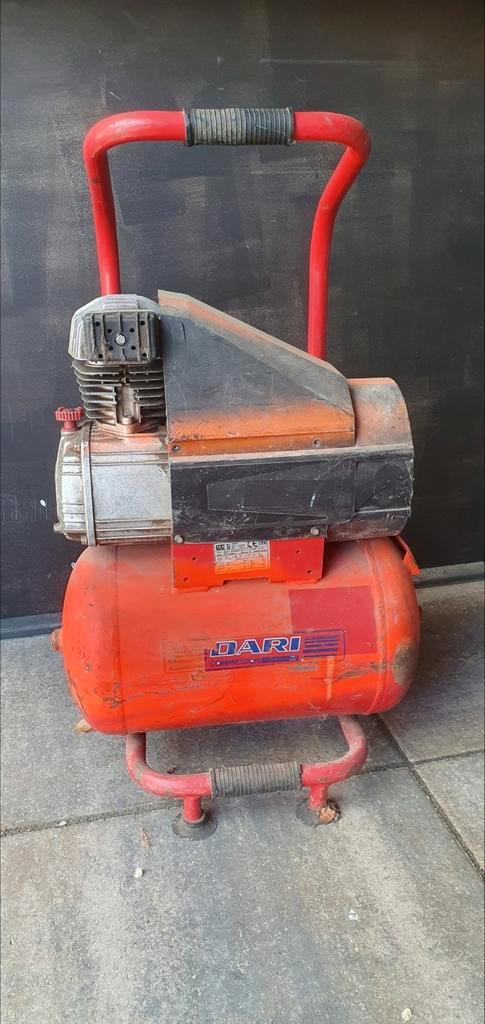 Dari compressor lucht compressor goed werkend, Doe-het-zelf en Verbouw, Compressors, Gebruikt, 100 liter of meer, Ophalen