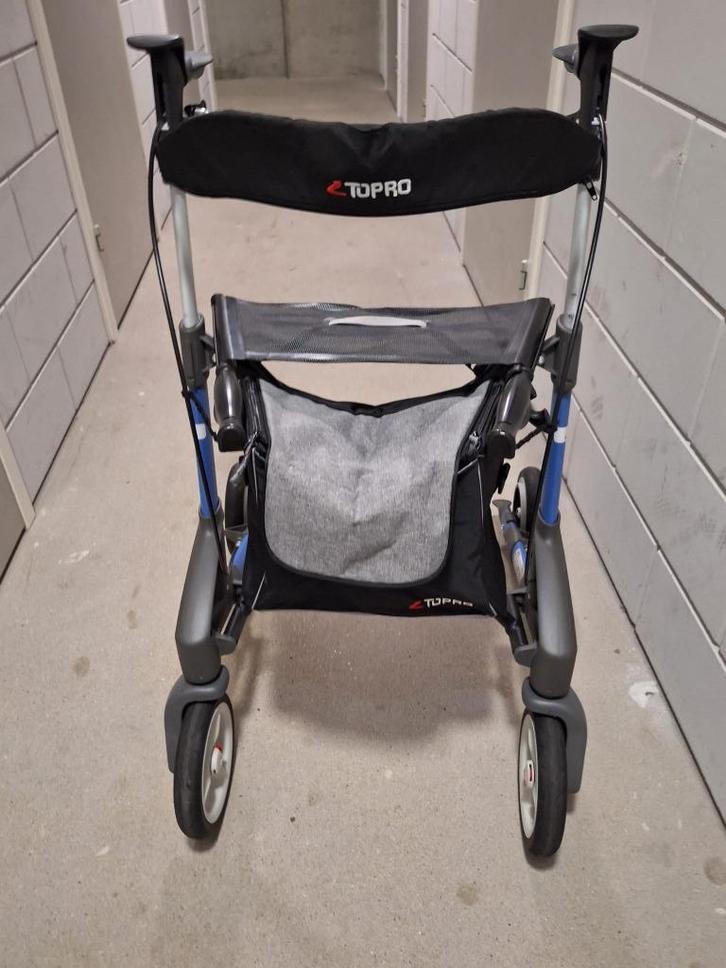 Rollator Merk: Topro, Diversen, Rollators, Zo goed als nieuw, Lichtgewicht, Opvouwbaar, Ophalen