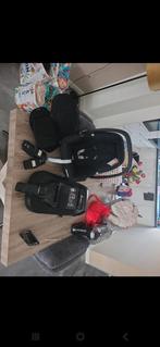 Maxi cosi met base en adapters, Ophalen of Verzenden, Zo goed als nieuw, Isofix, 0 t/m 13 kg