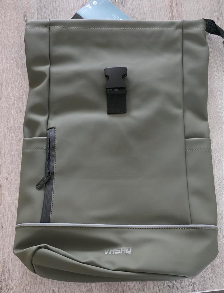 Mooie rugtas - Vasad Rolltop Backpack, Sieraden, Tassen en Uiterlijk, Tassen | Rugtassen, Nieuw, Overige merken, 25 tot 40 cm