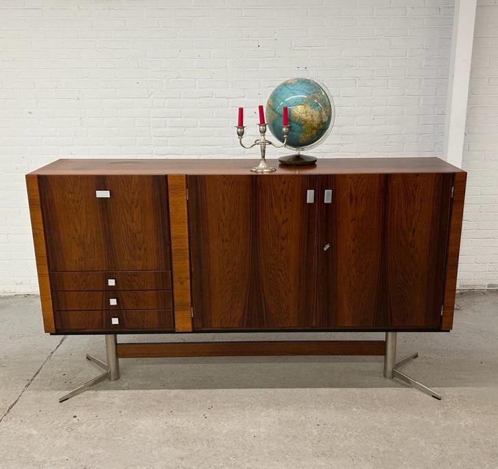 Highboard Louis van Teeffelen voor Wébé, Antiek en Kunst, Antiek | Meubels | Kasten, Ophalen