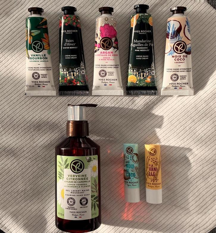 Yves Rocher Set, Sieraden, Tassen en Uiterlijk, Uiterlijk | Lichaamsverzorging, Verzenden