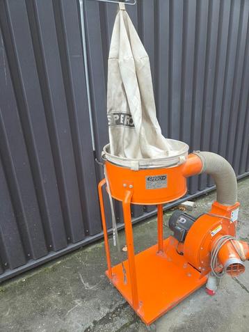 Machine Afzuiger beschikbaar voor biedingen