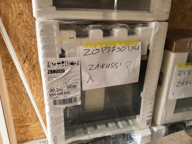 Aanbieding Nieuw oven ZOP37901XU Zanussi, Witgoed en Apparatuur, Ovens, Nieuw, Inbouw, Oven, 45 tot 60 cm, 45 tot 60 cm, Hete lucht