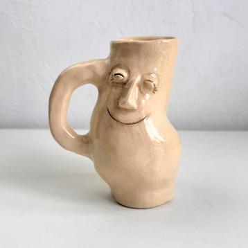 Dieuwertje Verhagen – Gouda | handgemaakte gezicht vaas beschikbaar voor biedingen