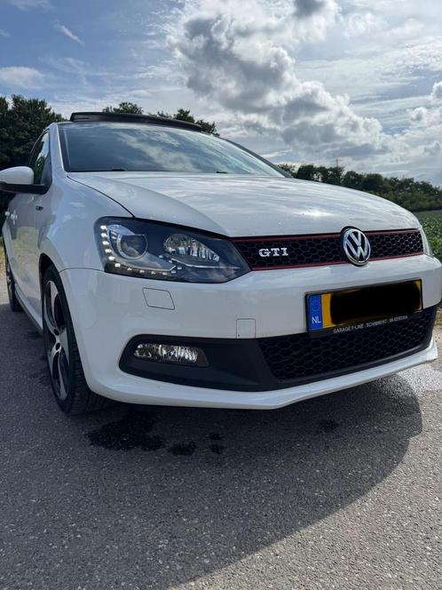 Volkswagen poli GTI, Auto's, Volkswagen, Particulier, Polo, Benzine, Automaat, Wit, Zwart, Leder en Stof, Voorwielaandrijving