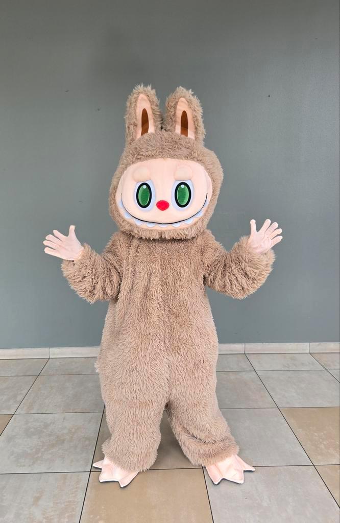 Labubu mascotte te huur met acteur en zonder acteur, Hobby en Vrije tijd, Feestartikelen | Verhuur, Zo goed als nieuw, Ophalen