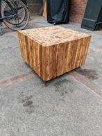 Houten bijzettafel op wieltjes - Rustiek, Ophalen, 50 tot 100 cm, Rustiek, Vierkant