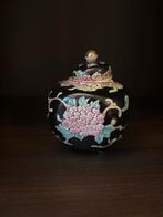 Klein Chinees Rose Potje, Antiek en Kunst, Ophalen of Verzenden