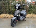 Vespa sprint s 2022 brom 1ste eigenaar full option, Fietsen en Brommers, Scooters | Vespa, Maximaal 45 km/u, Zo goed als nieuw